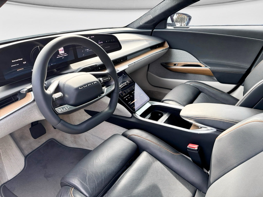 Used 2023 Lucid Air Touring AWD/4WD image 16