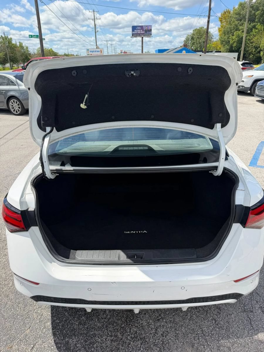 Used 2024 Nissan Sentra S FWD image 17