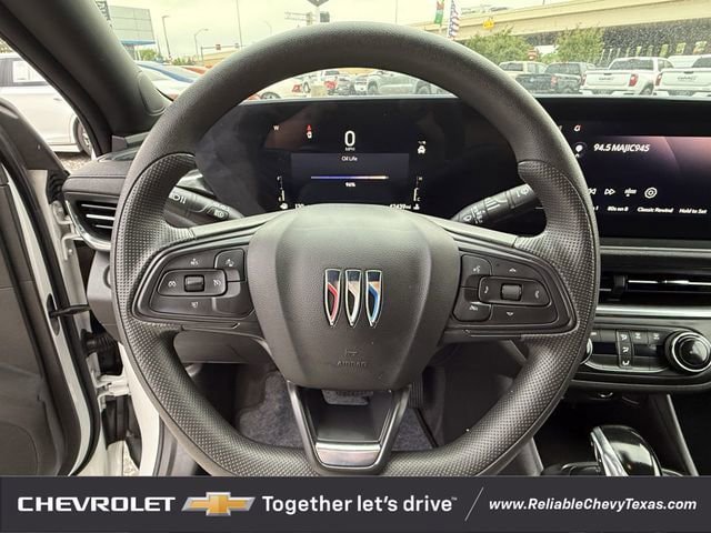 Used 2024 Buick Envista Preferred FWD image 13