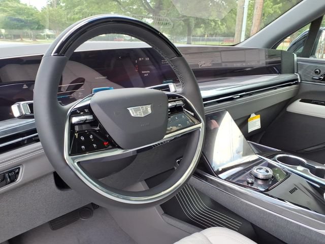 New 2026 Cadillac Escalade IQL Sport 1 w/ LPO, ONYX Package AWD/4WD image 9