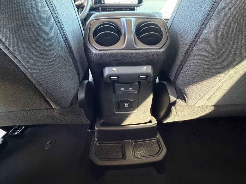 Certified 2025 Jeep Wrangler Unlimited Sahara AWD/4WD image 27