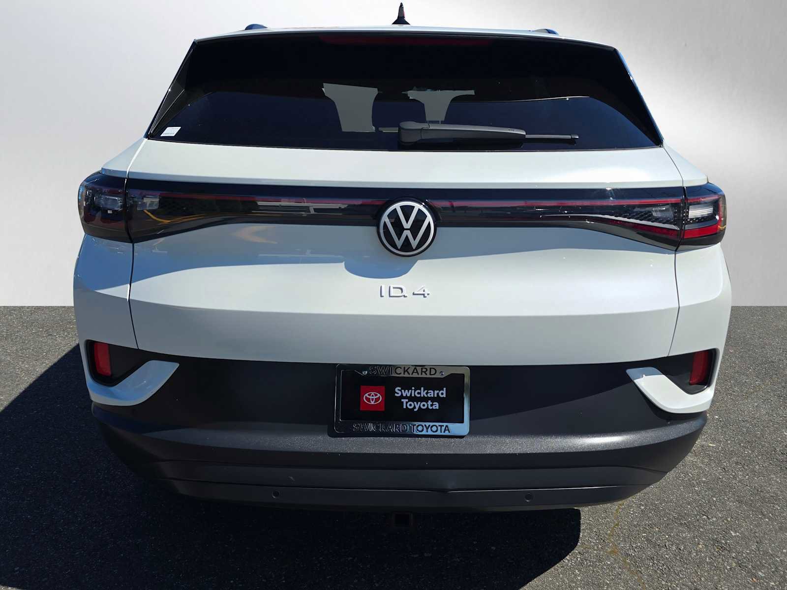 Used 2023 Volkswagen ID.4 Pro S AWD/4WD image 4