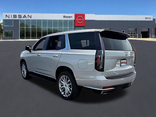 Used 2022 Cadillac Escalade Premium Luxury AWD/4WD image 4