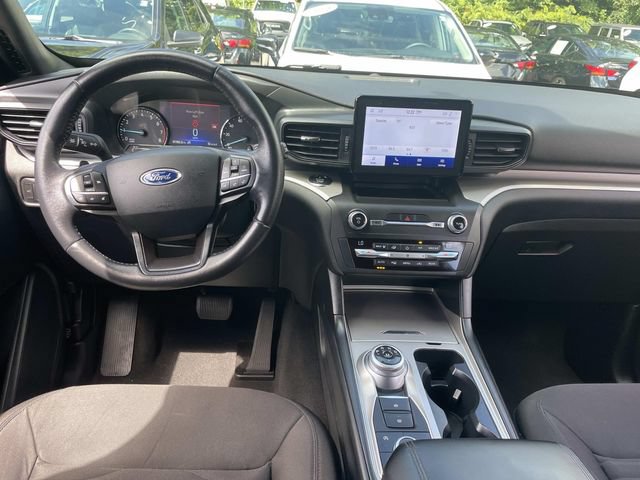 Used 2020 Ford Explorer XLT AWD/4WD image 18