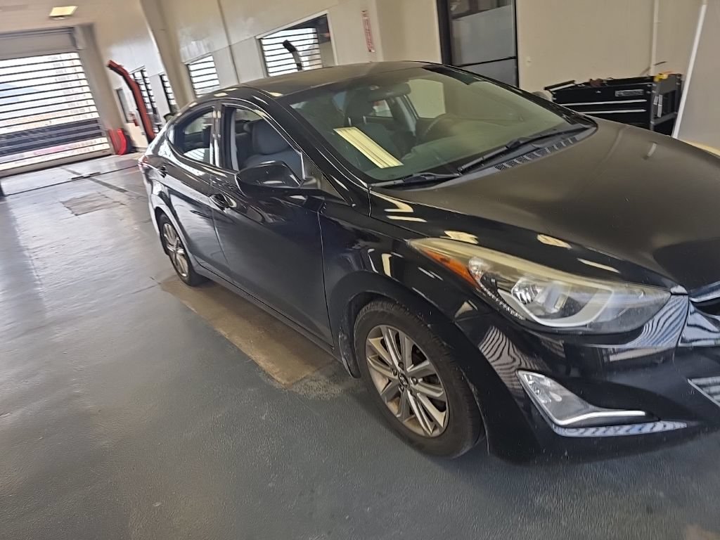Used 2015 Hyundai Elantra SE w/ Option Group 02