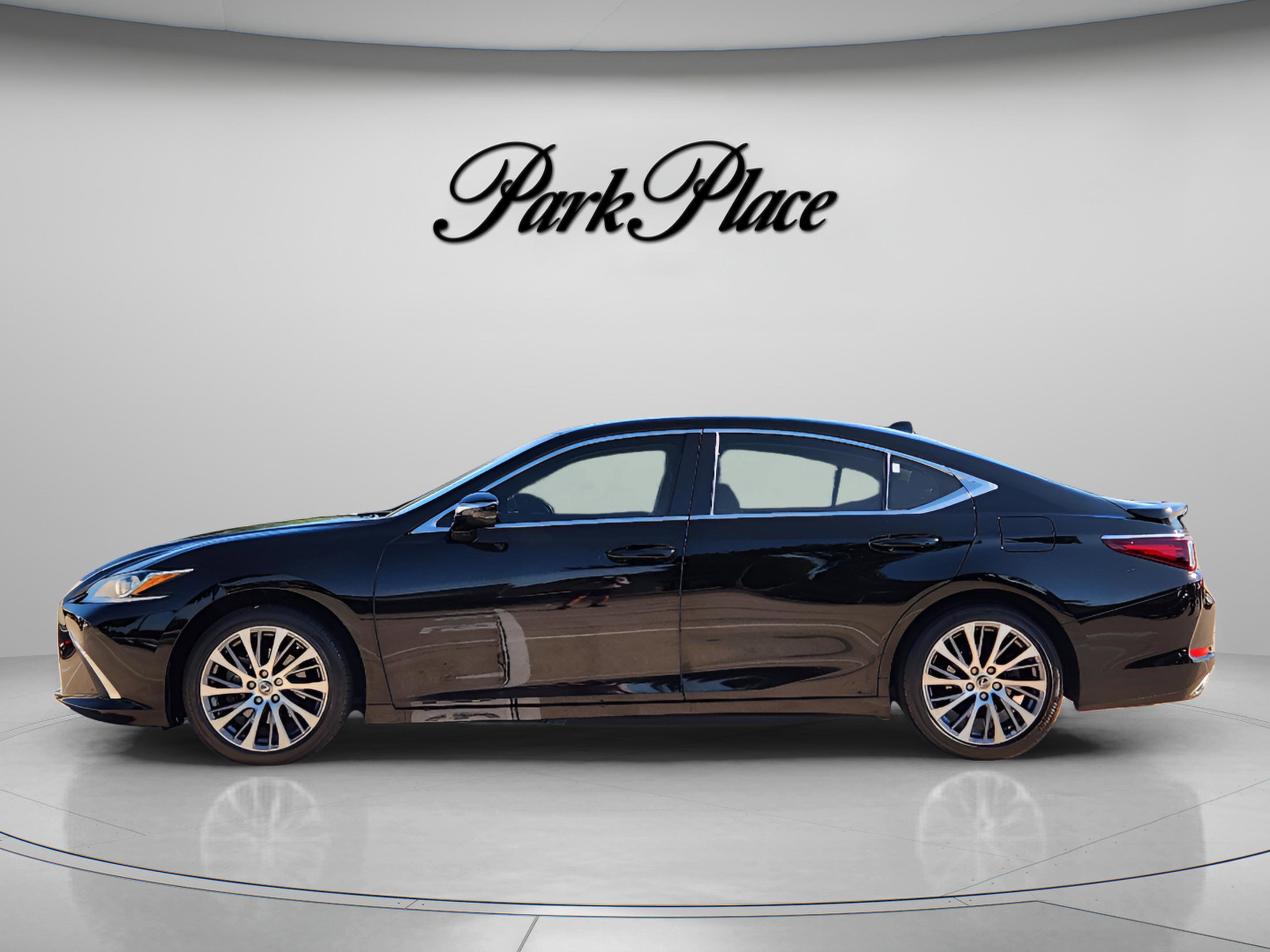 Used 2021 Lexus ES 350 w/ Premium Package FWD image 2