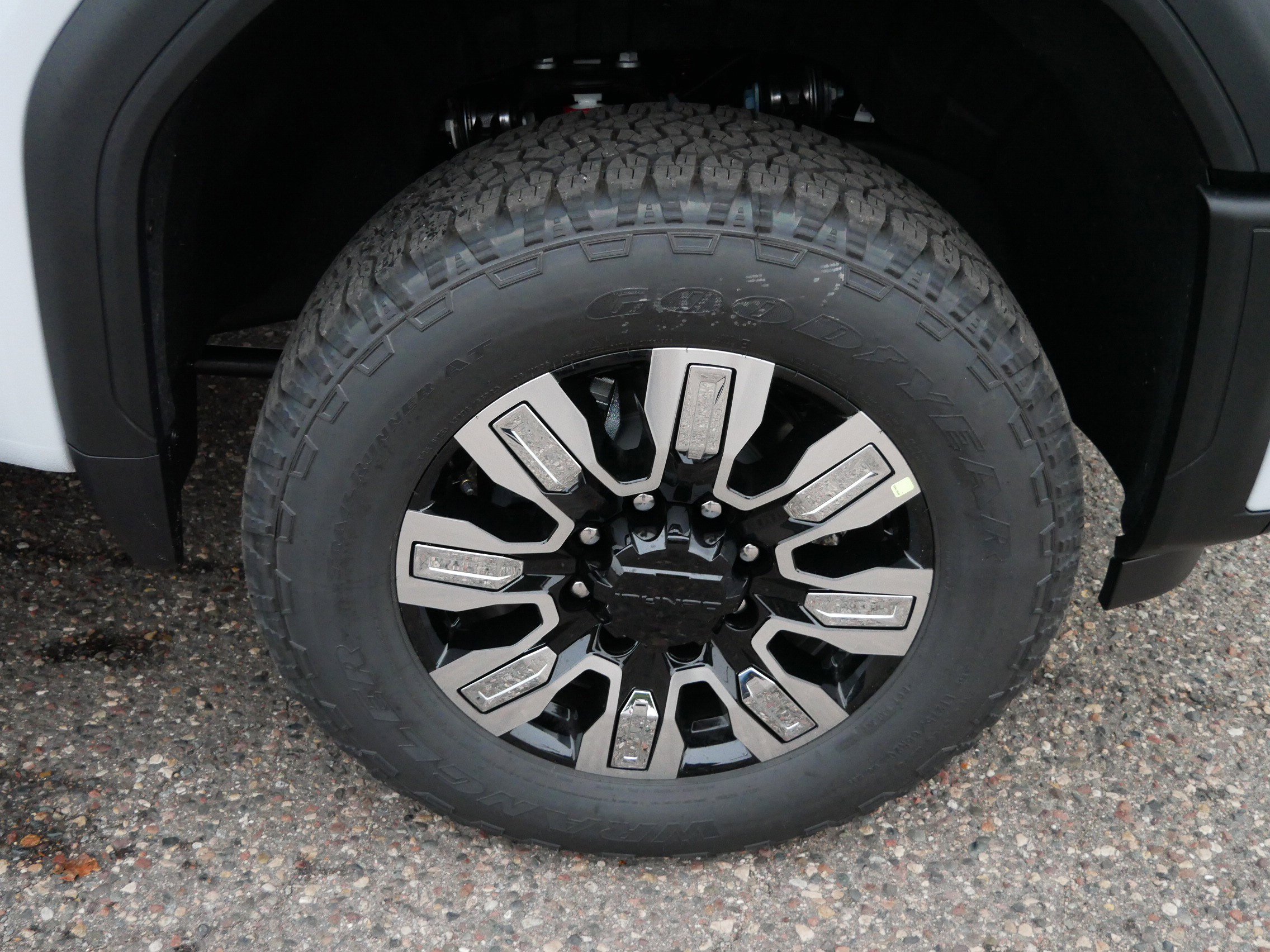 New 2026 GMC Sierra 3500 Denali w/ Denali Reserve Package image 3