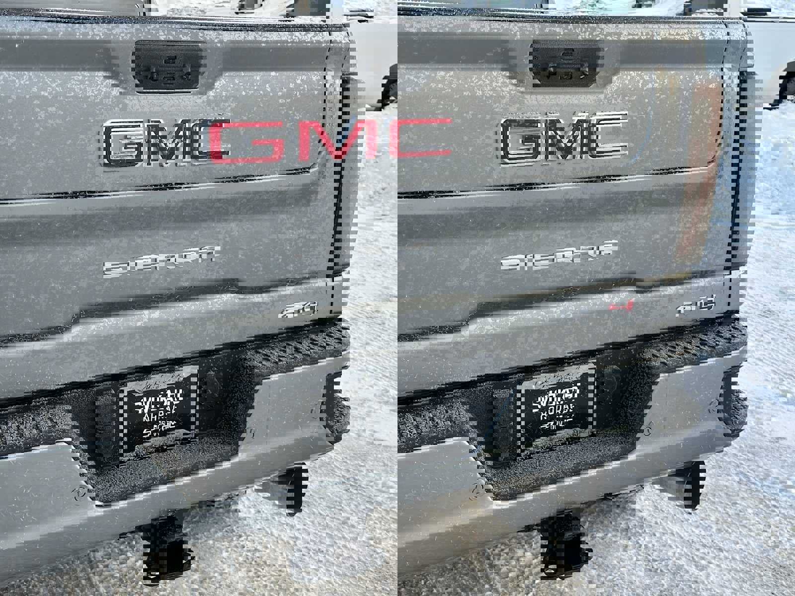 New 2026 GMC Sierra 2500 AT4 w/ AT4 Premium Plus Package image 13