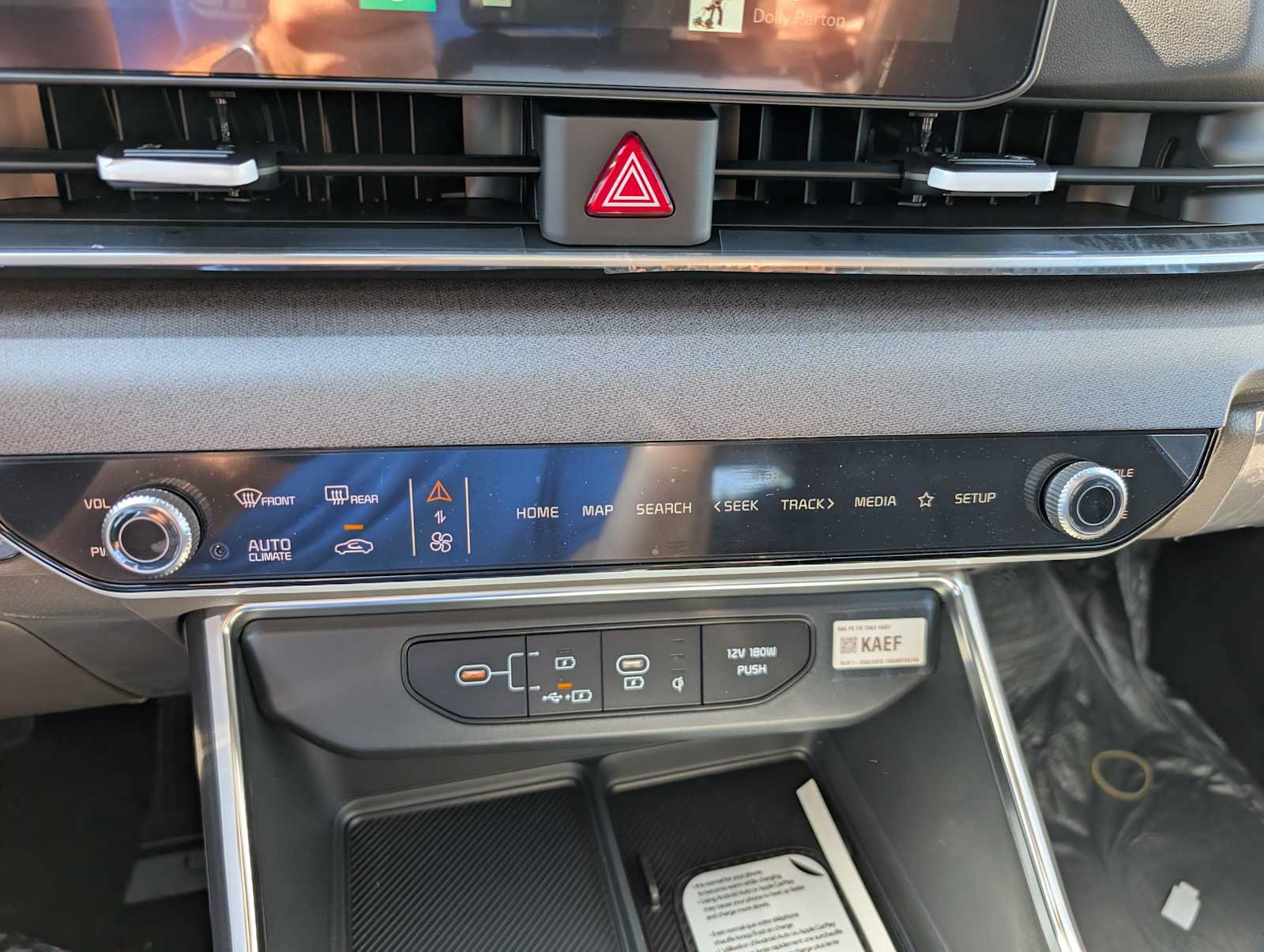 New 2027 Kia Carnival EX FWD image 29