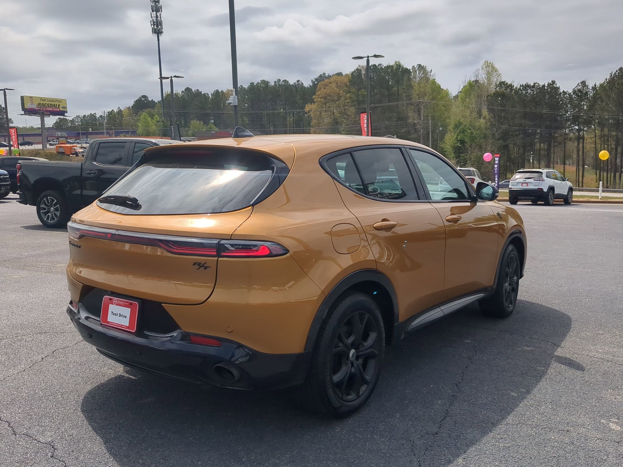 Used 2024 Dodge Hornet R/T Plus w/ R/T Blacktop Package image 5