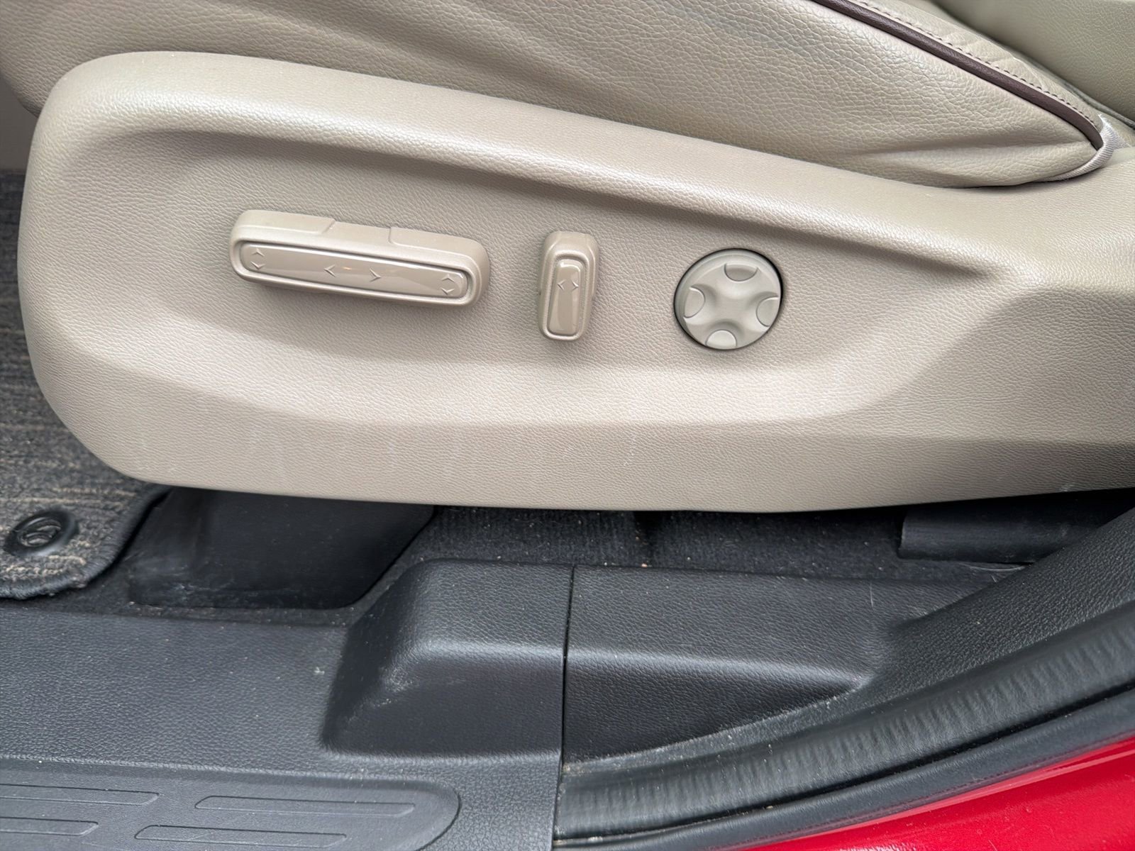 Used 2023 Honda Odyssey Elite image 13