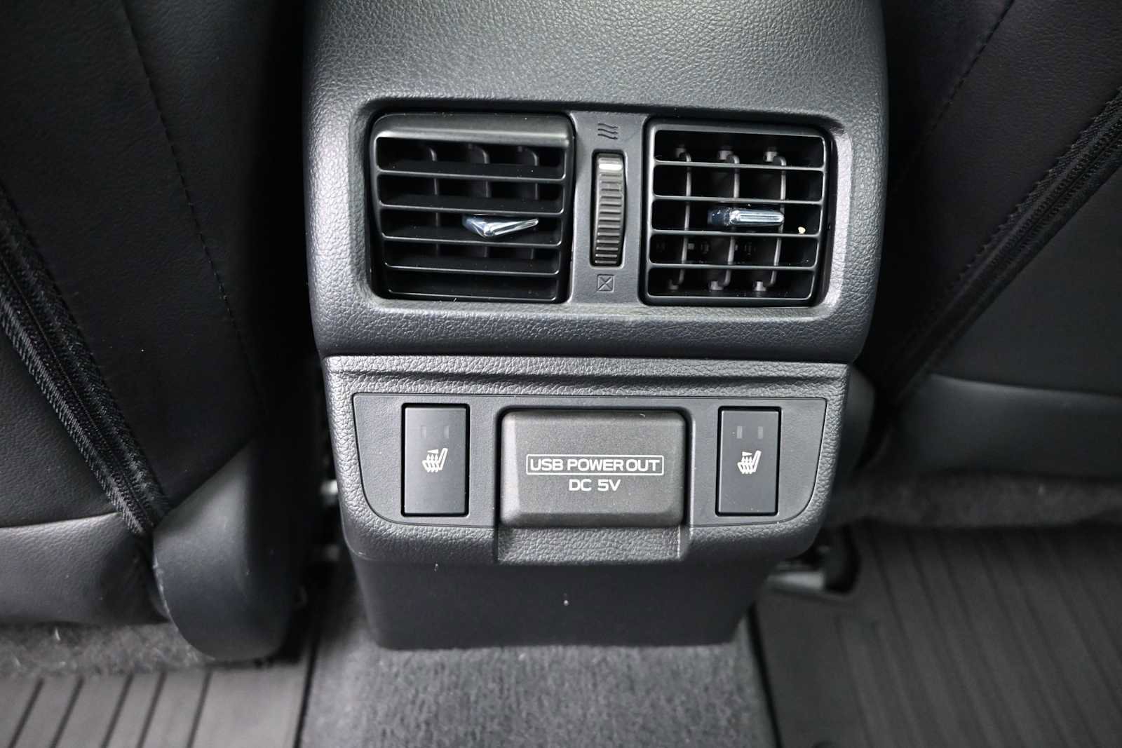 Used 2018 Subaru Legacy 2.5i Limited AWD/4WD image 22