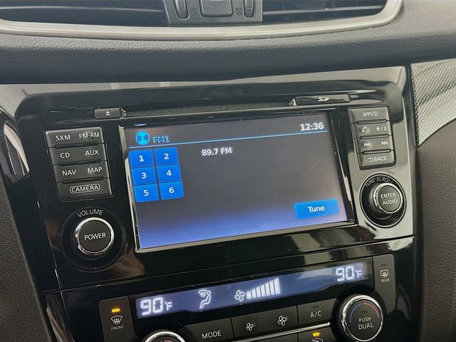 Used 2016 Nissan Rogue SL w/ SL Premium Package image 16