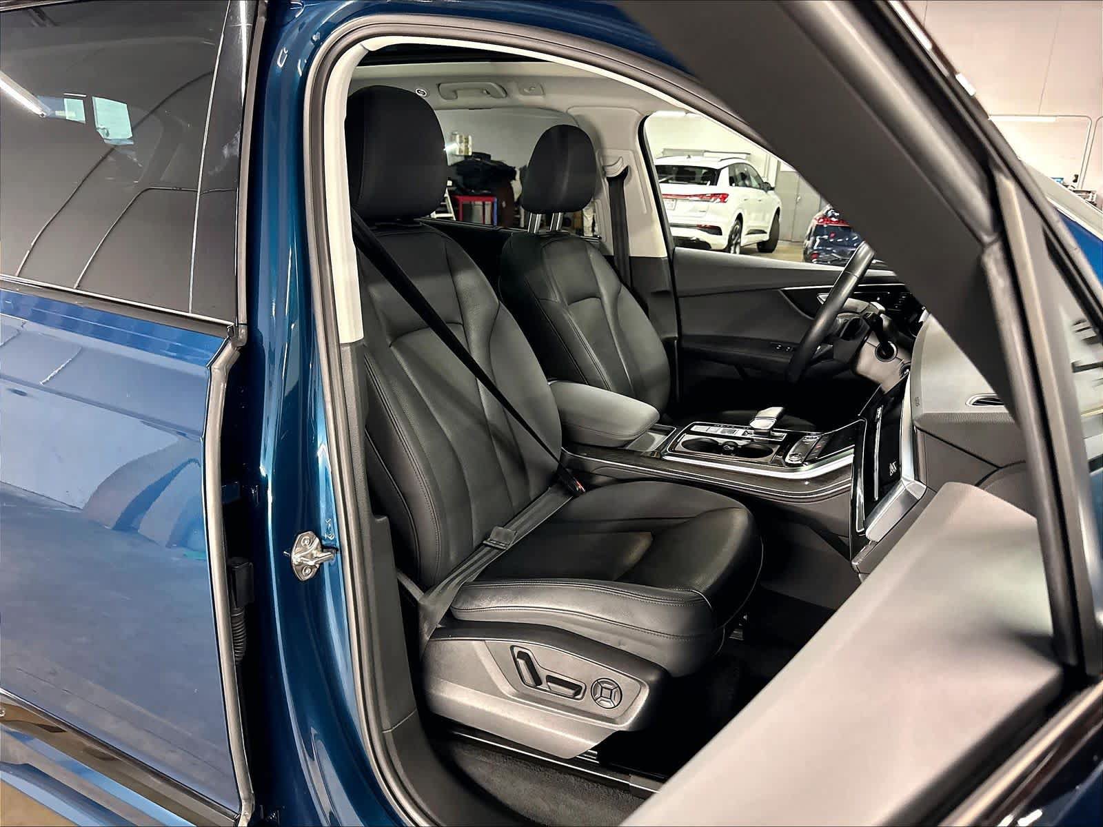 Used 2021 Audi Q7 3.0T Premium Plus w/ Executive Package AWD/4WD image 10