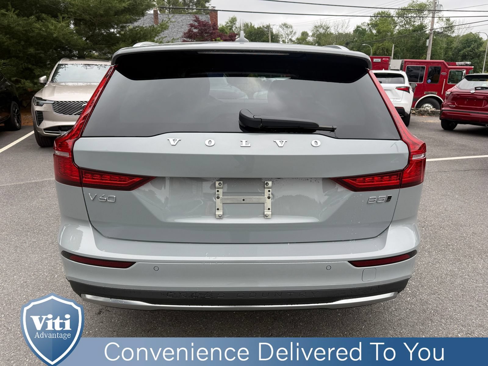 New 2026 Volvo V60 B5 Cross Country Plus w/ Climate Package AWD/4WD image 7
