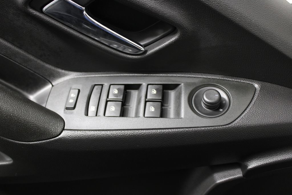 Used 2020 Chevrolet Trax LS FWD image 22