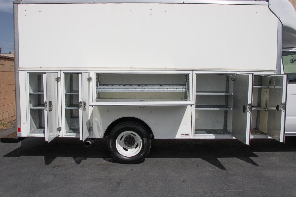 Used 2023 Ford E-450 and Econoline 450 Super Duty w/ Power Windows & Locks Group RWD image 15