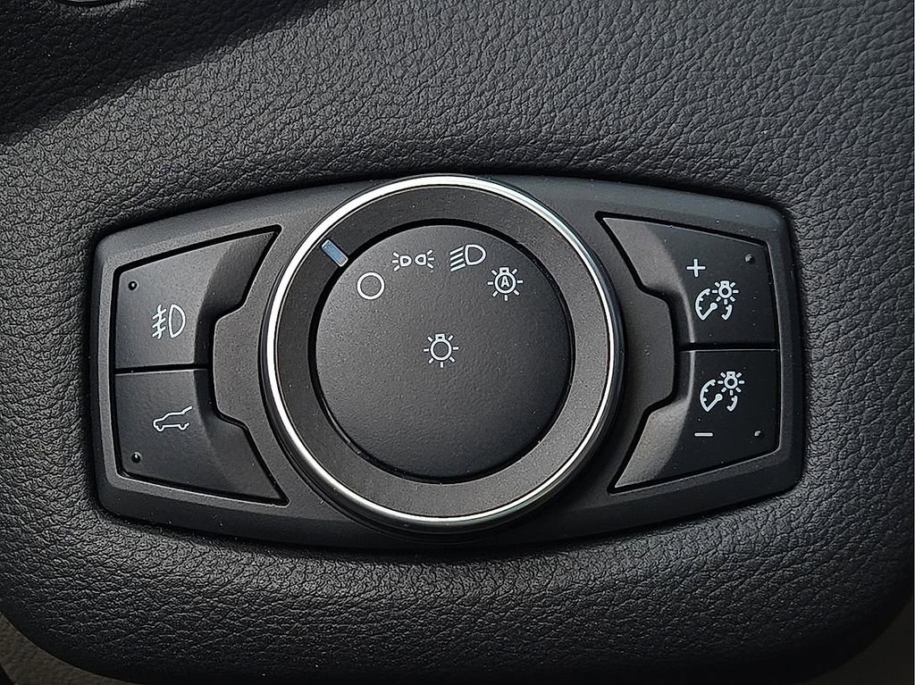 Used 2017 Ford Escape Titanium w/ Equipment Group 301A image 18