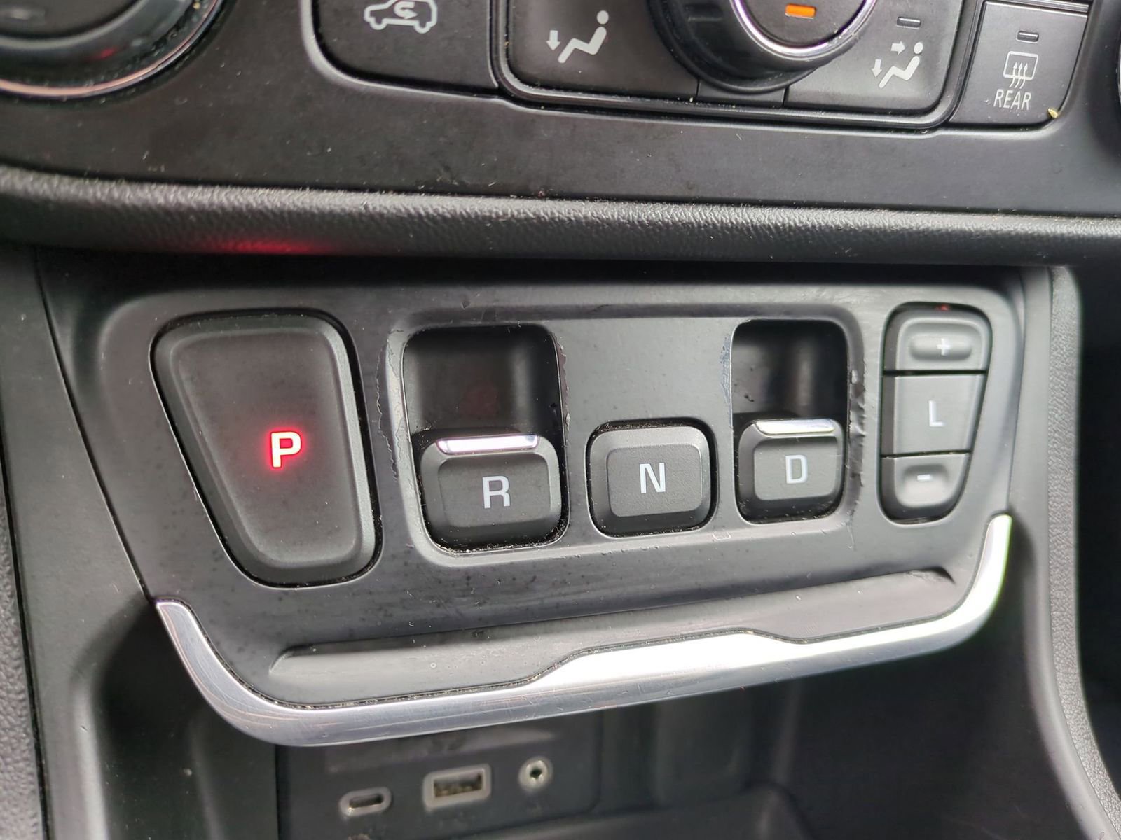 Used 2018 GMC Terrain SLT w/ Preferred Package image 39