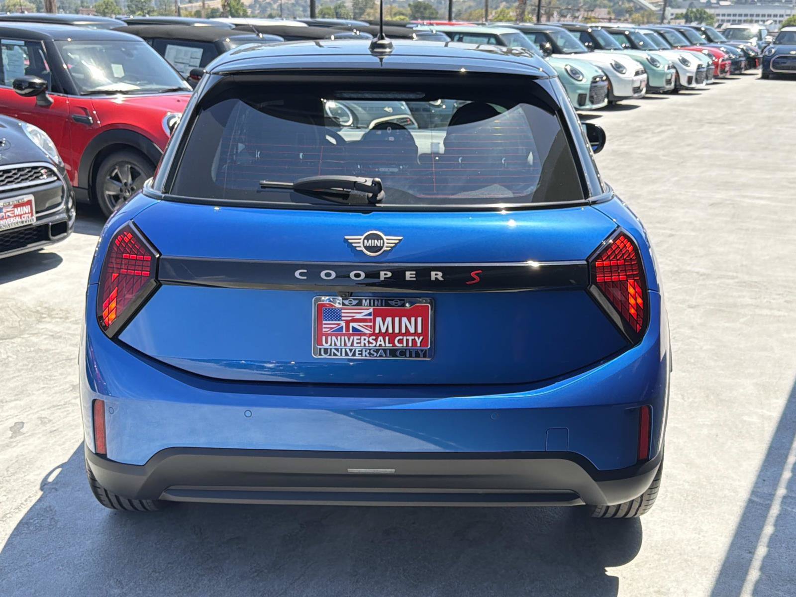 Used 2026 MINI Cooper S FWD image 4