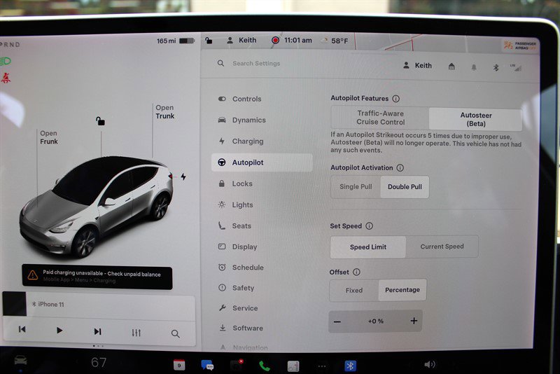 Used 2020 Tesla Model Y Long Range image 12