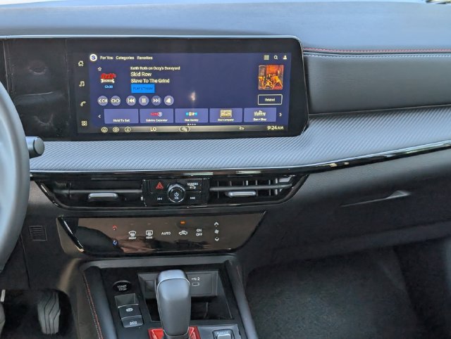 New 2026 Nissan Kicks SR FWD image 15