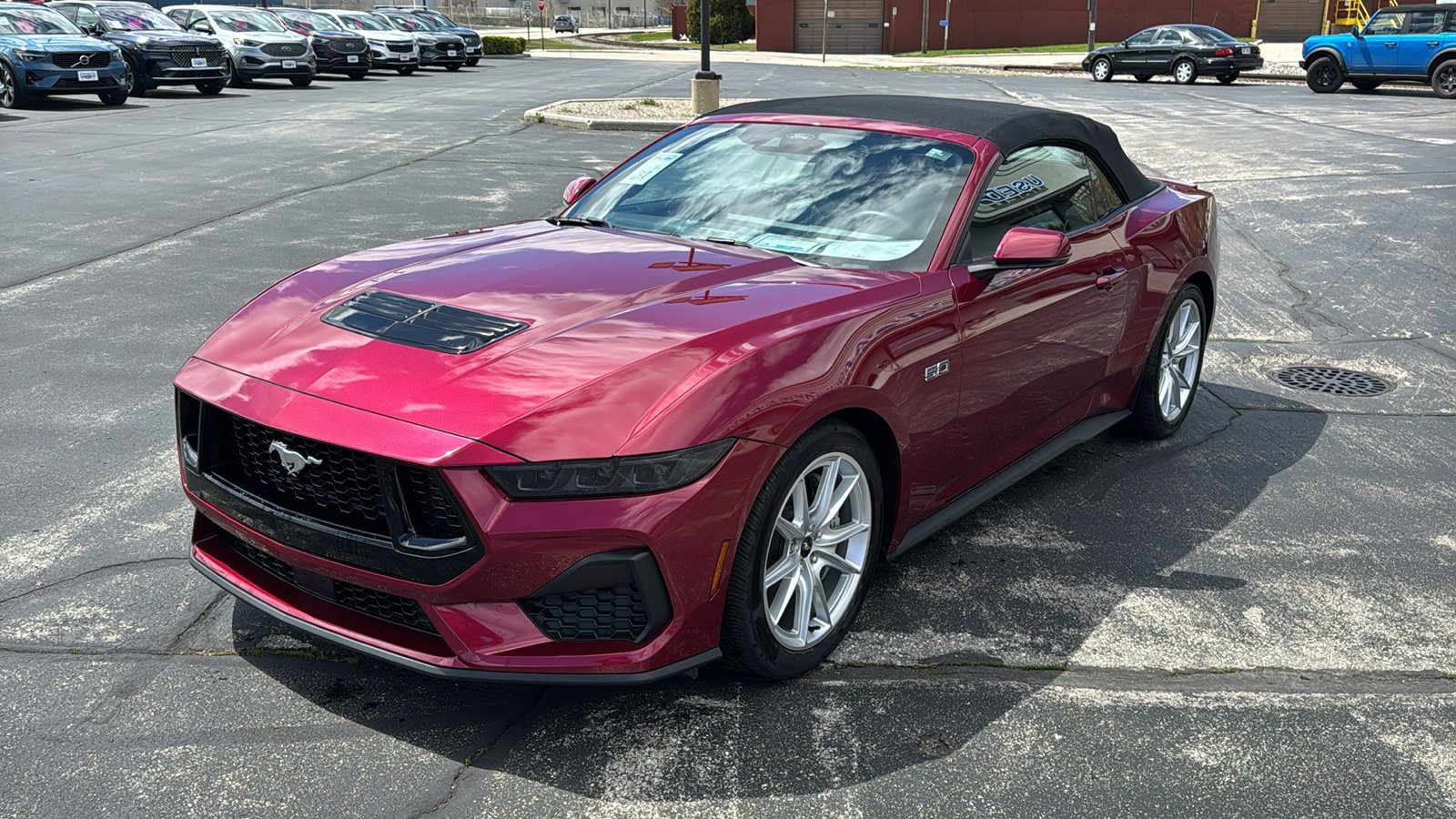 Used 2025 Ford Mustang GT Premium RWD image 5