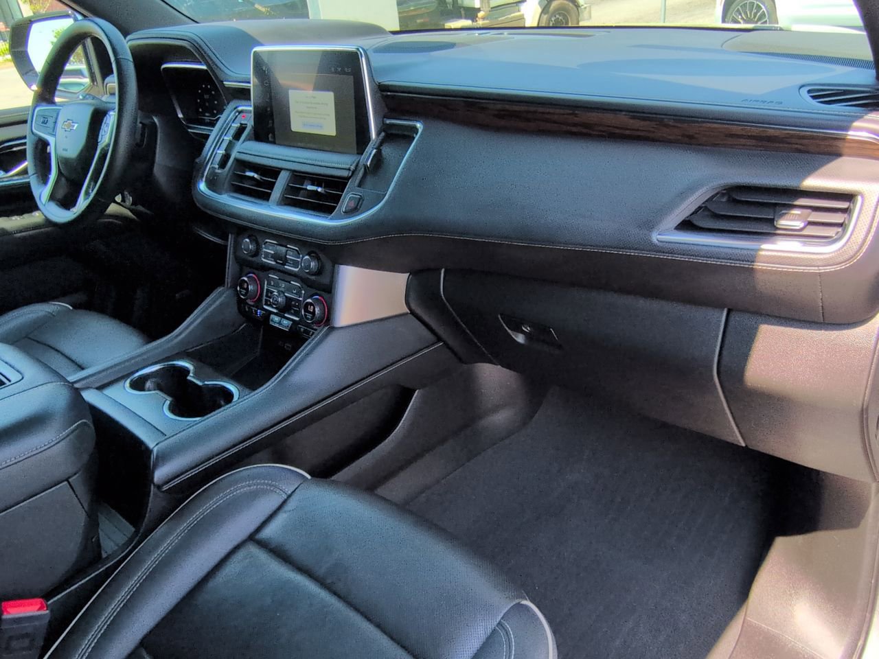 Used 2023 Chevrolet Tahoe Premier AWD/4WD image 30