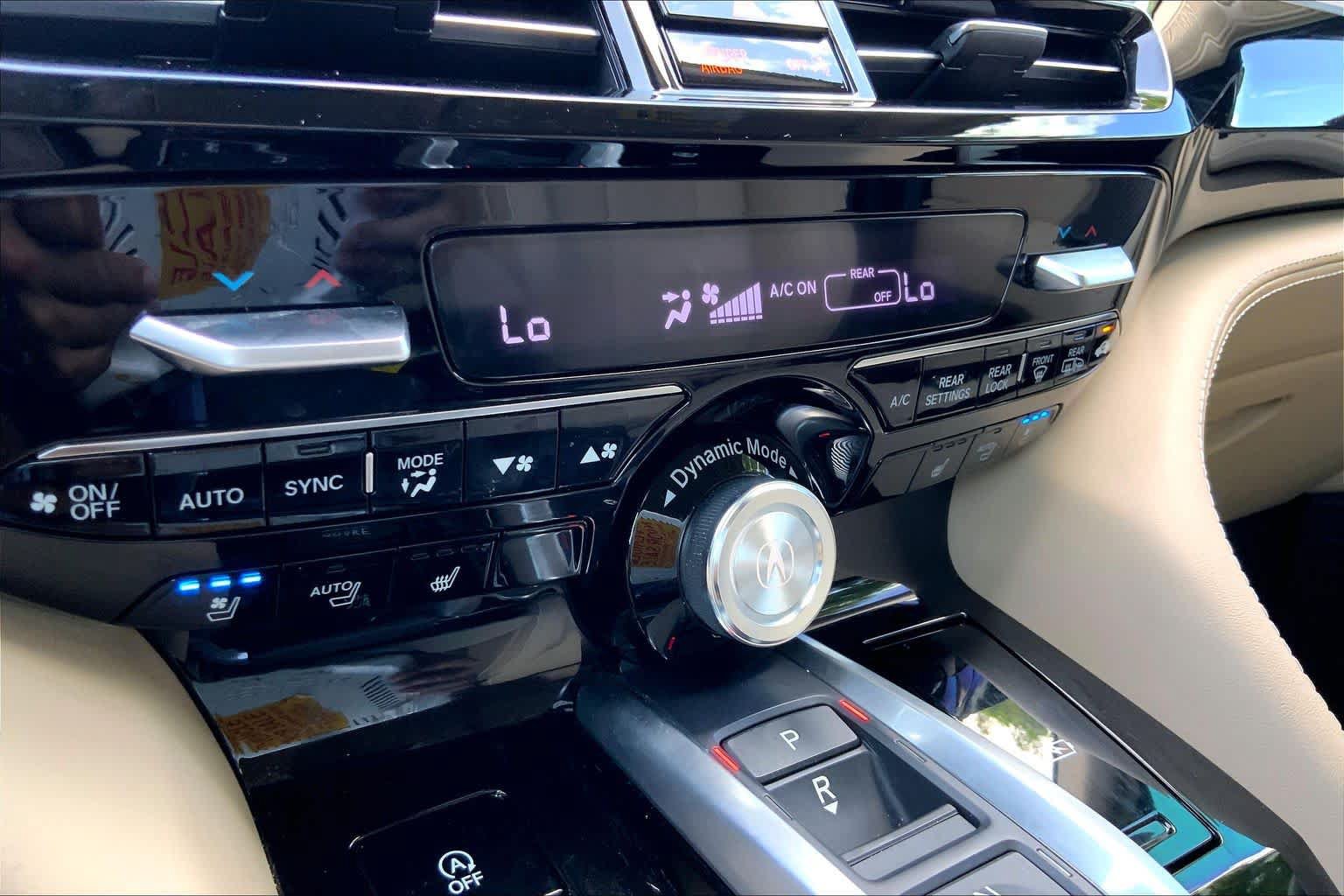 Used 2023 Acura MDX SH-AWD w/ Advance Package image 34