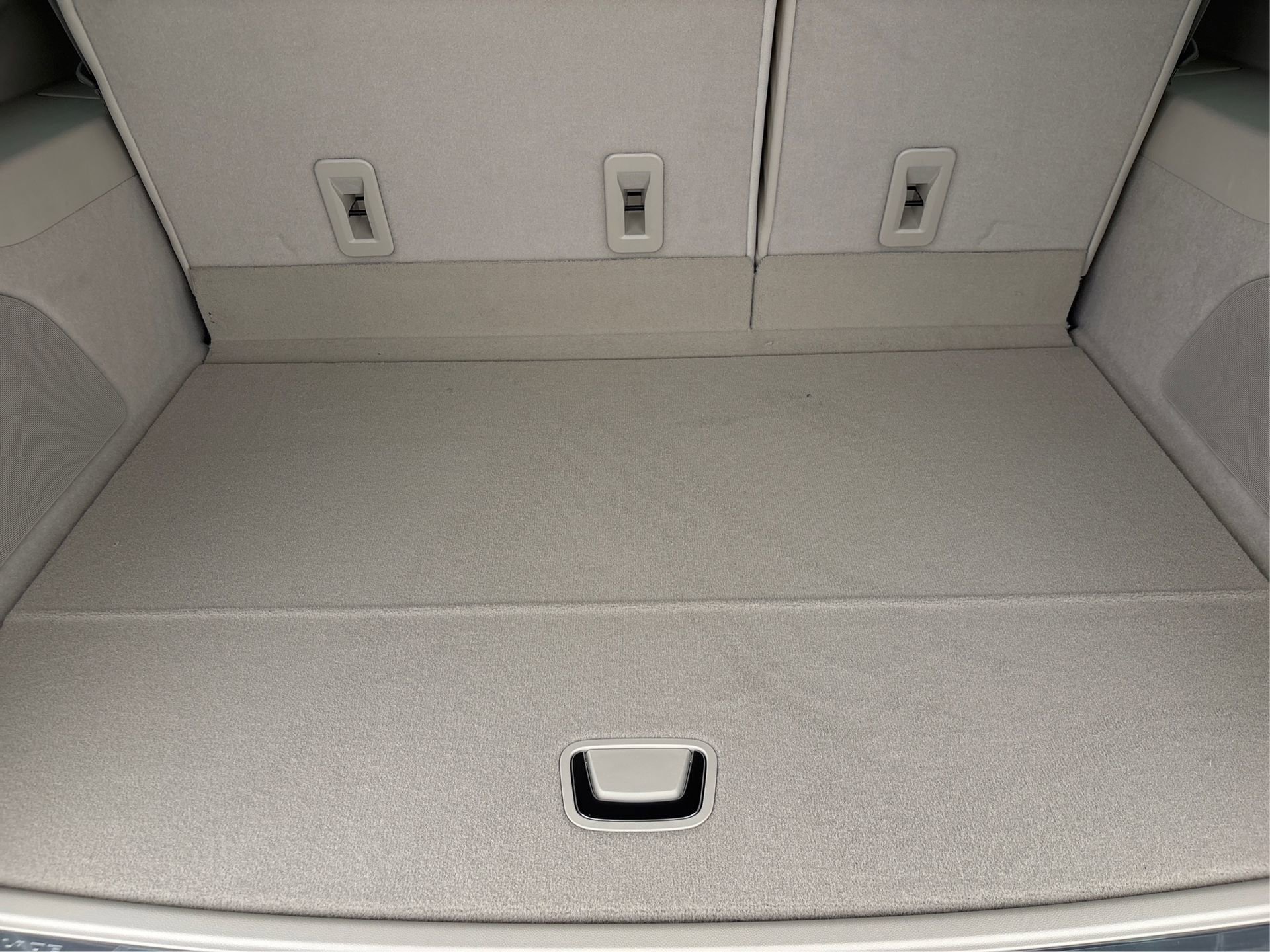 New 2025 Cadillac Escalade ESV Sport Platinum image 11