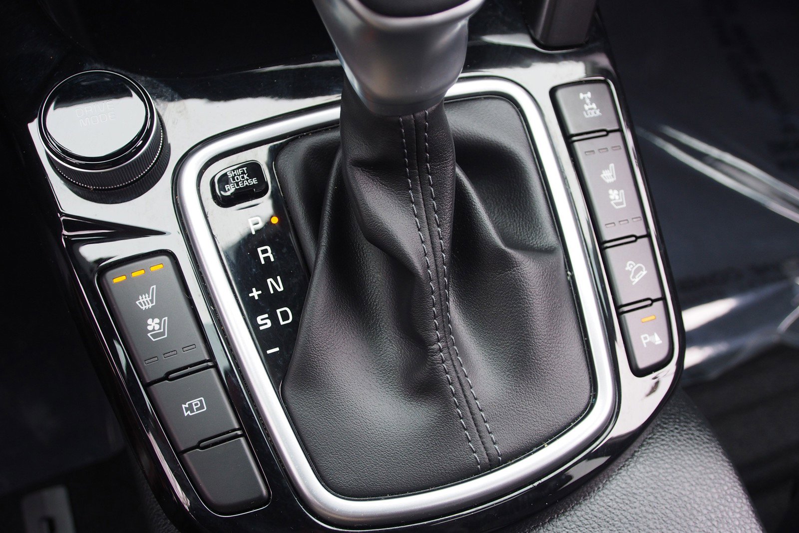 Used 2025 Kia Seltos SX w/ SX Sunroof Package AWD/4WD image 25