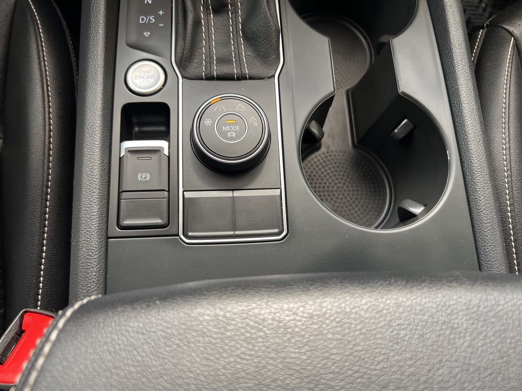 Used 2022 Volkswagen Atlas SE image 34