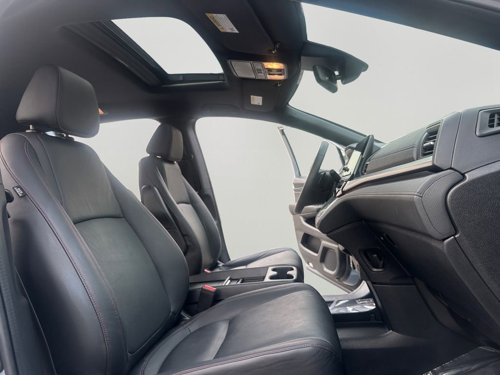 Used 2023 Honda Odyssey Sport image 24