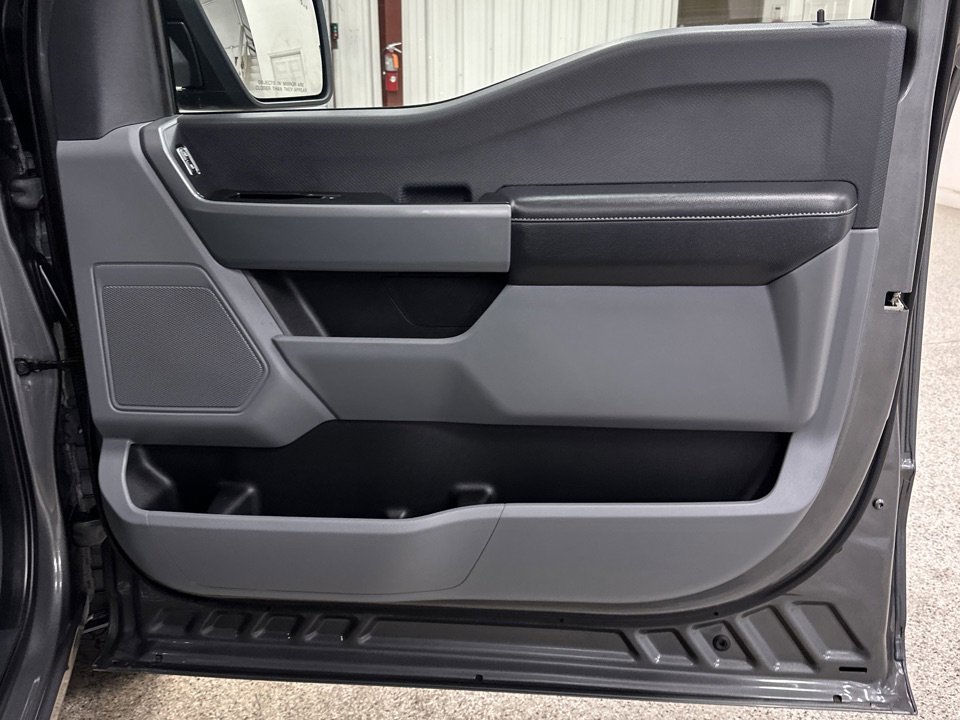 Used 2022 Ford F150 XLT w/ Trailer Tow Package image 25