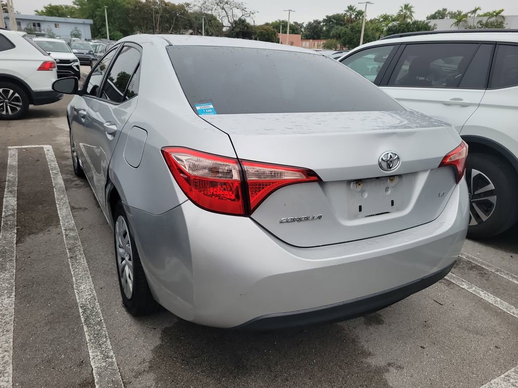 Used 2017 Toyota Corolla LE image 10
