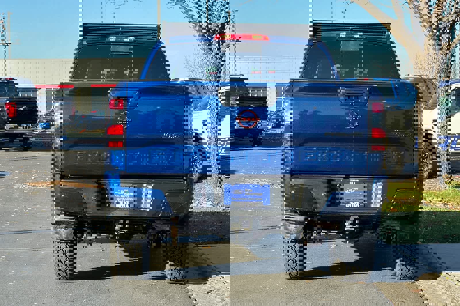 Used 2023 Nissan Frontier PRO-4X w/ Pro-4X Premium Package image 7