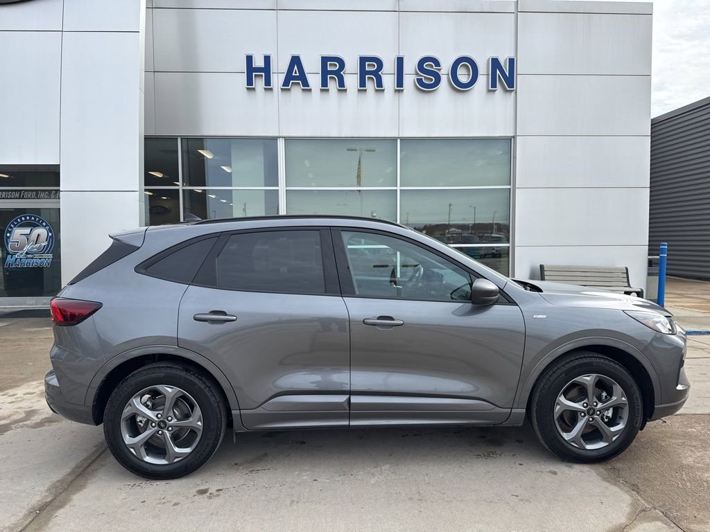 Used 2024 Ford Escape ST-Line w/ Tech Pack #1 image 4