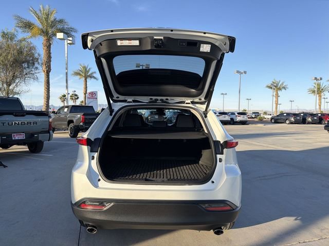 Certified 2021 Toyota Venza LE AWD/4WD image 31