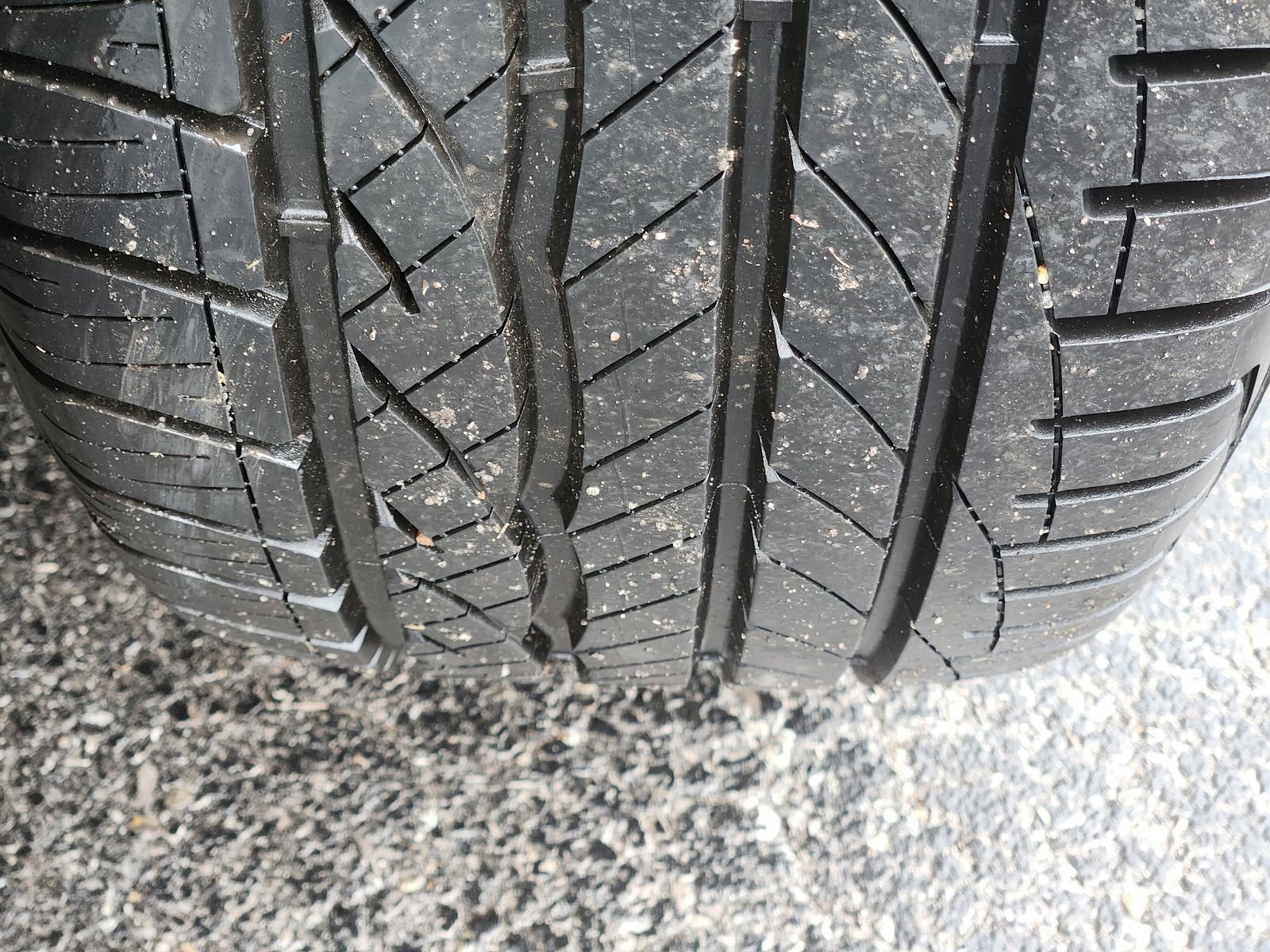 Used 2023 Buick Envision Essence w/ Sport Touring Package image 15