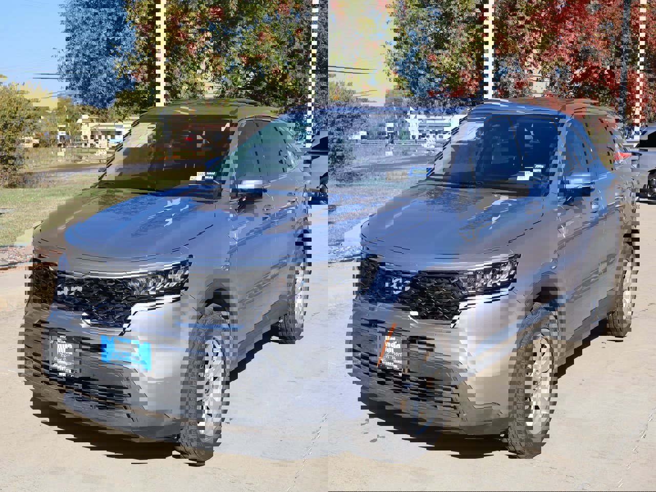 Used 2023 Kia Sorento LX