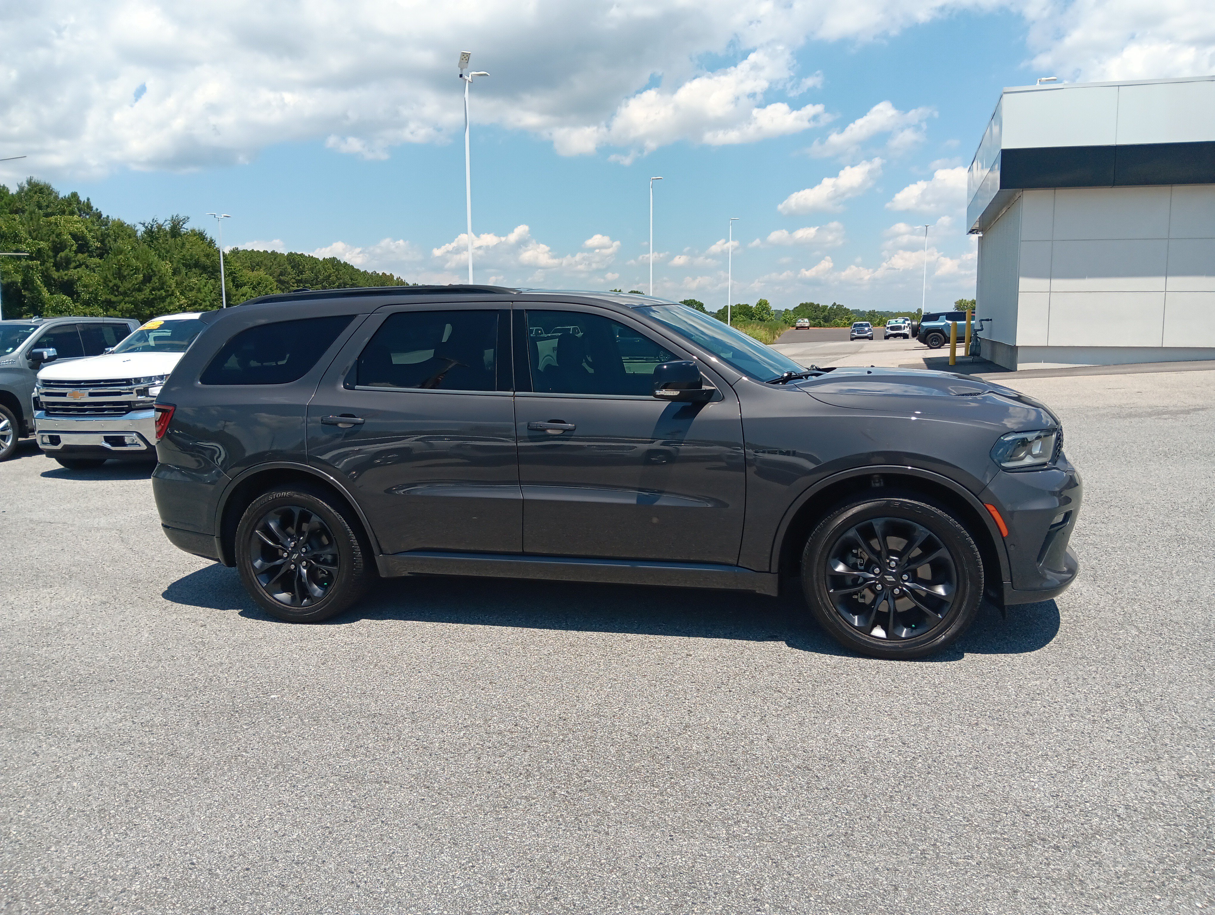Used 2023 Dodge Durango R/T RWD image 7