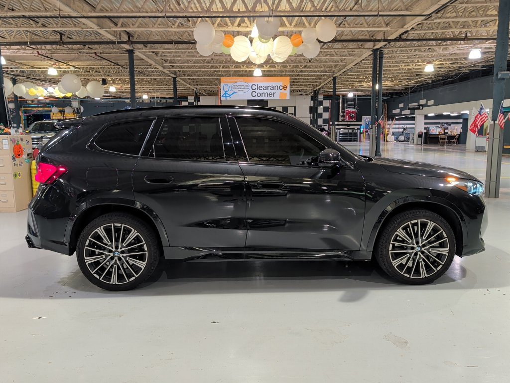 Certified 2025 BMW X1 M35i AWD/4WD image 6