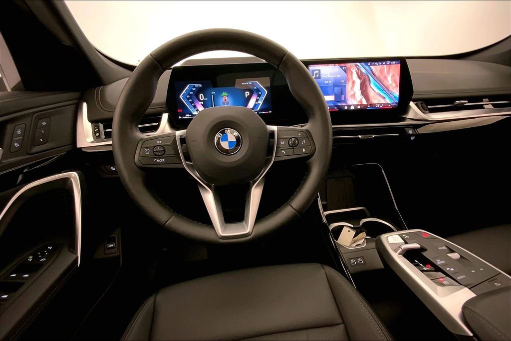 Certified 2025 BMW X1 xDrive28i AWD/4WD image 4