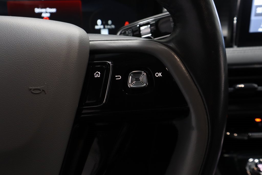 Used 2021 Lincoln Corsair Reserve w/ Equipment Group 201A image 27