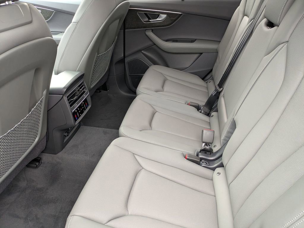 New 2026 Audi Q7 3.0T Premium Plus image 29