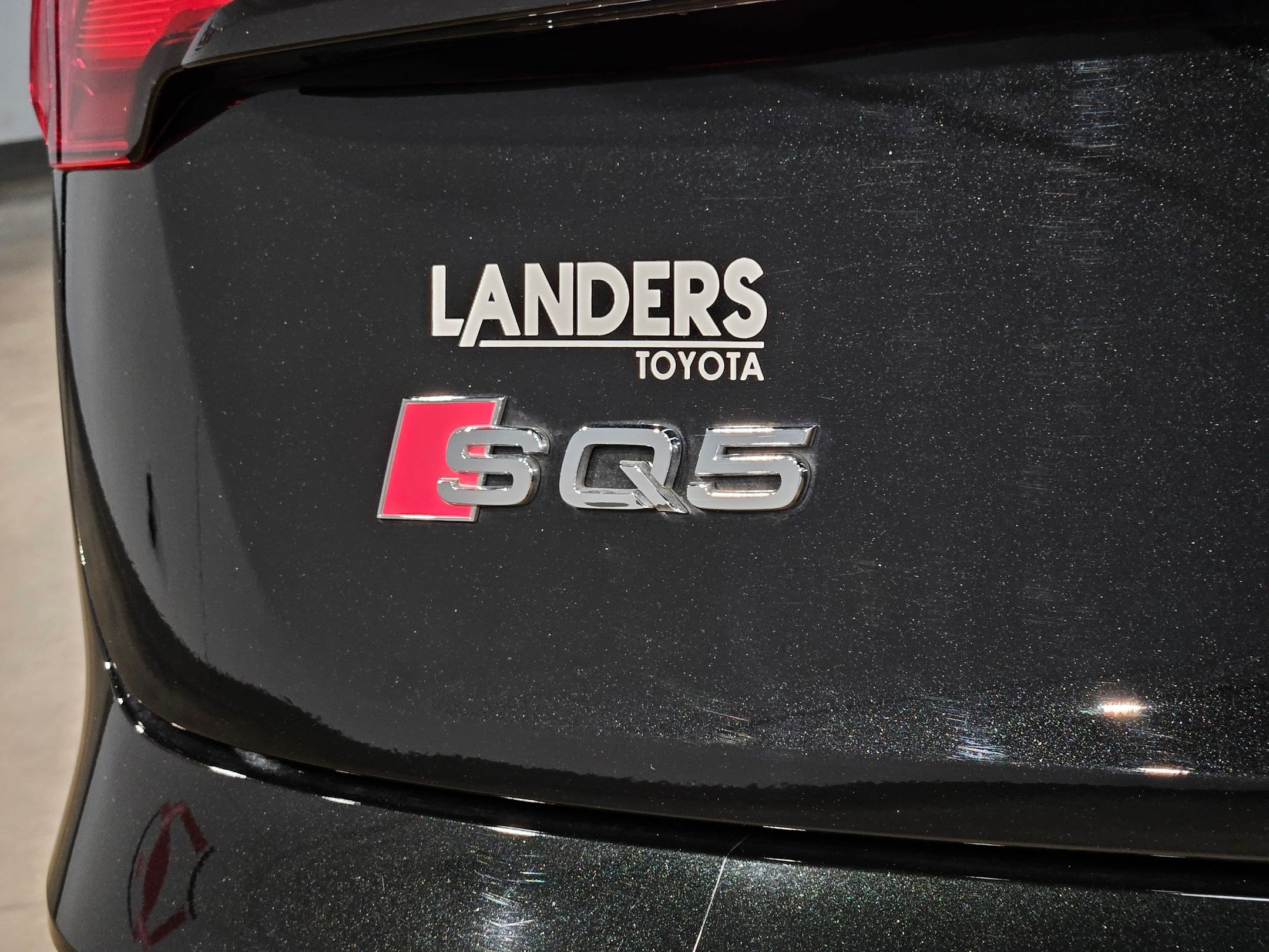 Certified 2024 Audi SQ5 Prestige AWD/4WD image 38