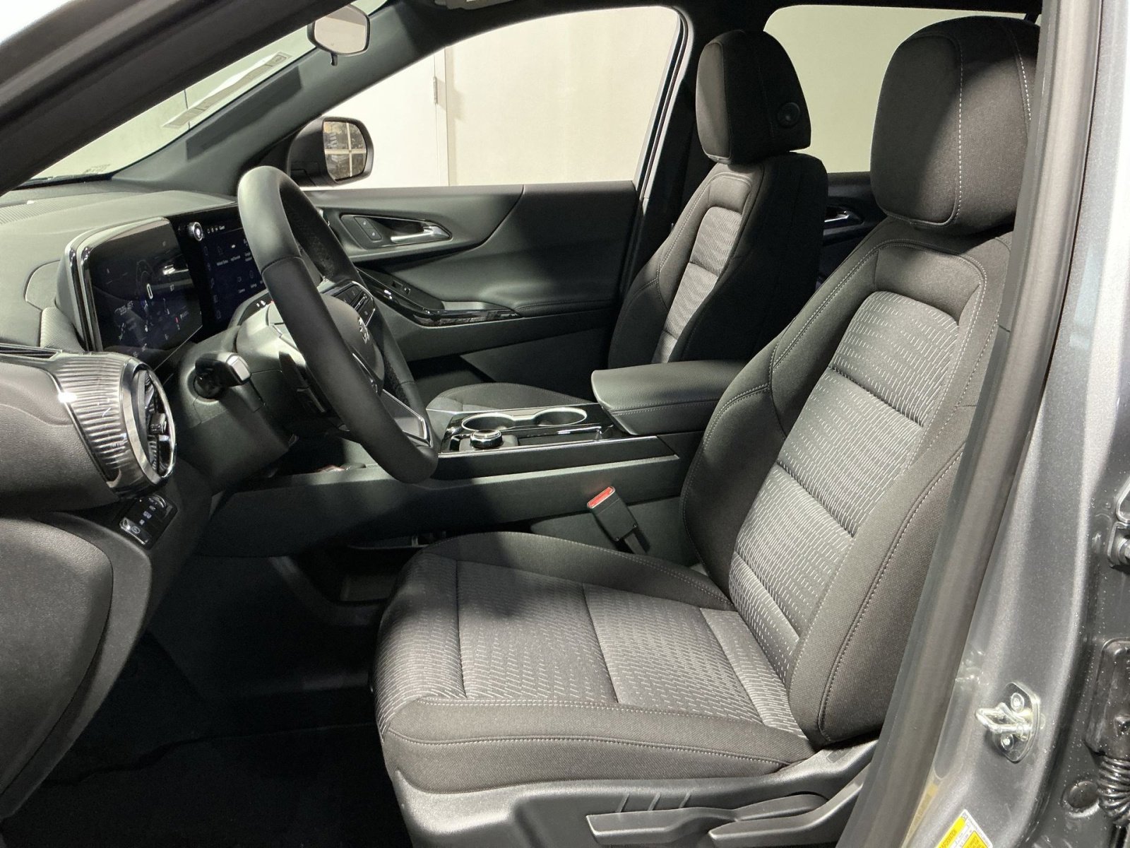 New 2026 Chevrolet Equinox LT w/ Midnight Edition image 21