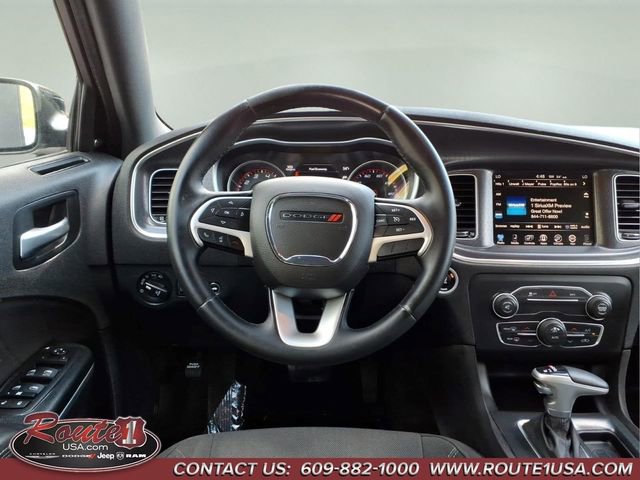 Used 2015 Dodge Charger SXT image 15