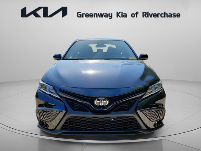 Used 2024 Toyota Camry SE FWD image 2