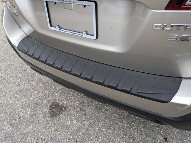 Used 2018 Subaru Outback 3.6R Limited image 13